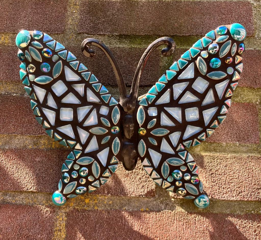 Mozaiek vlinder pakket turquois lichtblauw om zelf te maken!, Ophalen of Verzenden, Zo goed als nieuw, Knutselwerk