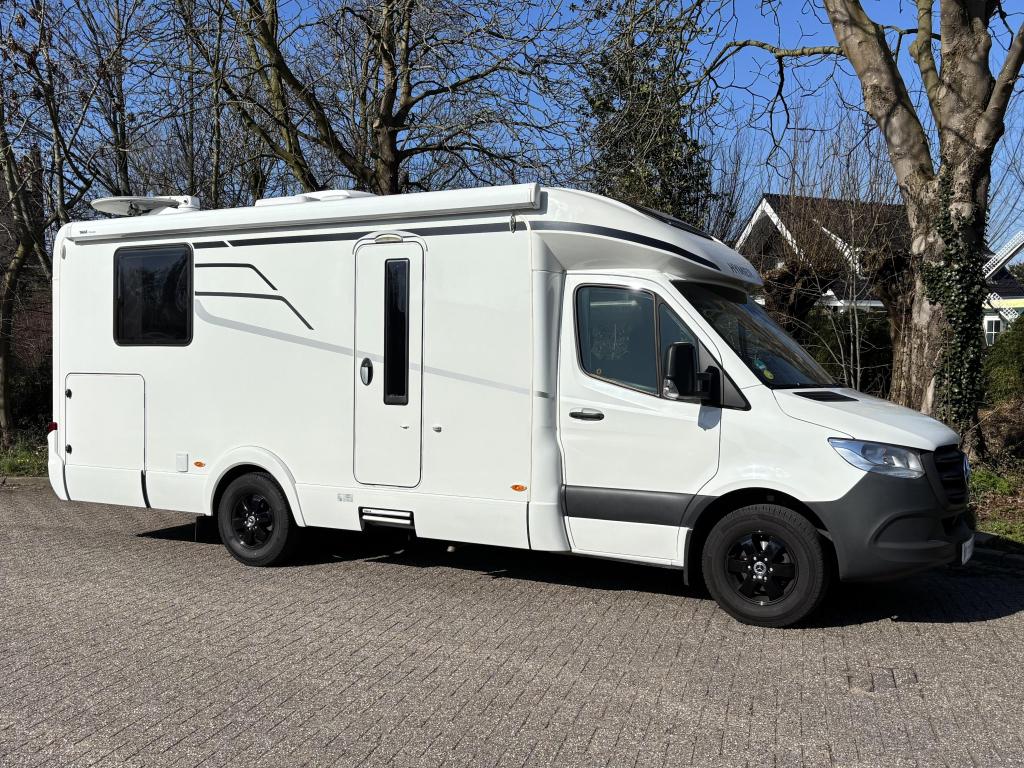 Hymer T 695 S Mercedes Queensbed 150pk 2022 in nieuwstaat, Ringverwarming, Luifel, Tot en met 2, Bedrijf