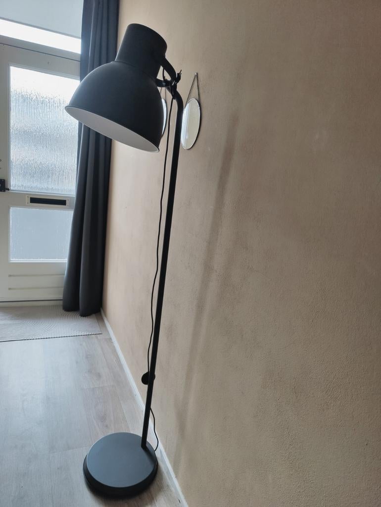 Mooie industriële vloerlamp, Huis en Inrichting, Ophalen, Zo goed als nieuw, 150 tot 200 cm