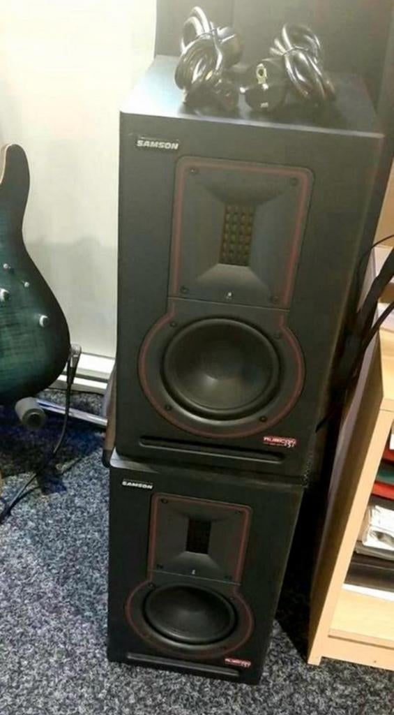 Samson Rubicon R5 actieve studio monitors (set van 2), Gebruikt, 120 watt of meer, Front, Rear of Stereo speakers, Ophalen