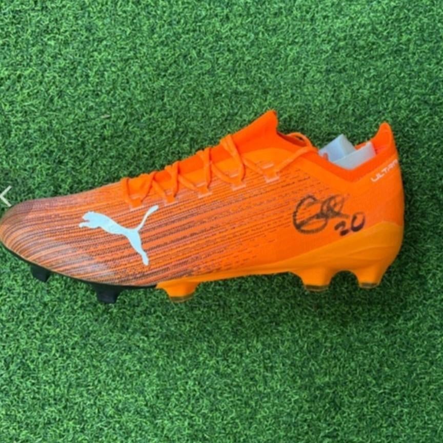 Gesigneerde Puma voetbalschoen Kudus met COA, Verzamelen, Sportartikelen en Voetbal, Ophalen