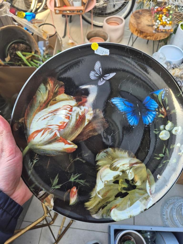 Heinen Delft Blauw Bord met Tulpen en Vlinders, Ophalen of Verzenden