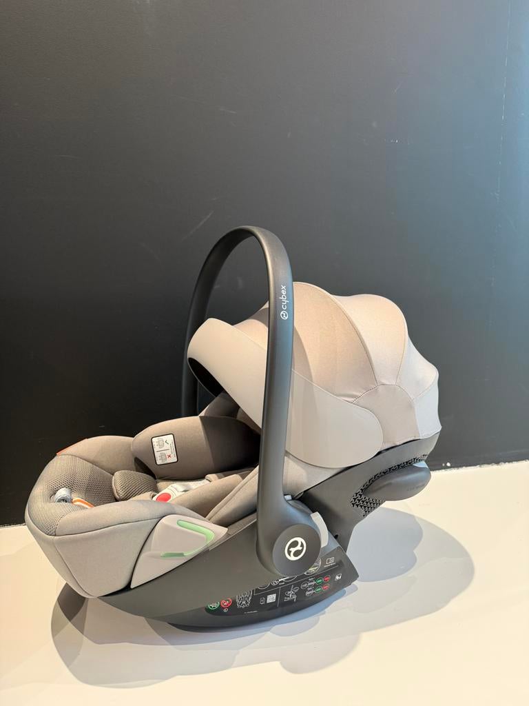 Cybex Cloud G I-Size Plus + Sirona G I-Size Plus - Lava Grey, Overige merken, Verstelbare rugleuning, Ophalen of Verzenden, Zo goed als nieuw