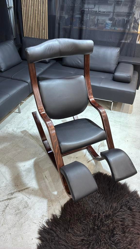 Stokke Varrier Gravity Balans stoel, Ophalen, ., Zwart, Zo goed als nieuw