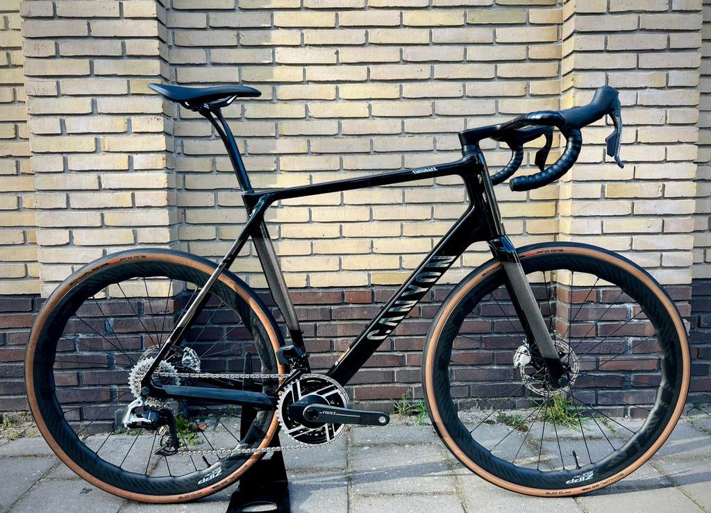 Canyon Endurace CFR Aero Sram Red E1 12s PWM Zipp NSW Disc, Fietsen en Brommers, Fietsen | Racefietsen, Carbon, Heren, Zo goed als nieuw