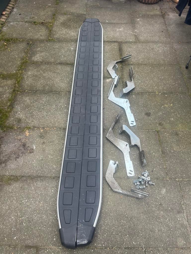 Mercedes Vito Sidebars / Treeplanken, Ophalen, Gebruikt