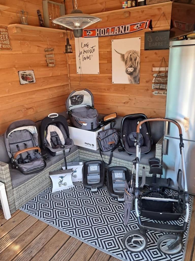 Mutsy evo kinderwagenset met maxi cosi en iso fix autobase, Ophalen, Gebruikt, Mutsy