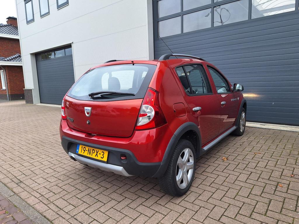 Dacia Sandero |1.6 Stepway | Airco | Leuke kilometerstand |, Voorwielaandrijving, 4 cilinders, 1070 kg, Origineel Nederlands