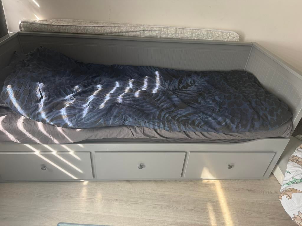 Ikea bed, Ophalen of Verzenden, Zo goed als nieuw, Eenpersoons, 140 cm