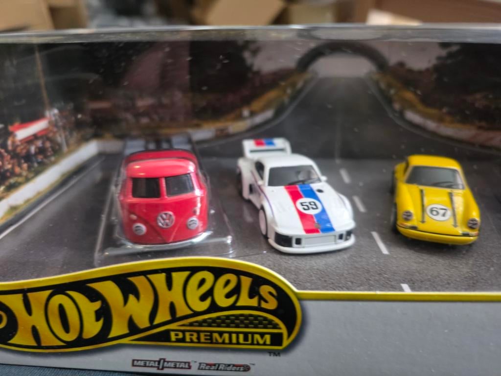 Hot Wheels Premium set met 4 Porsche modellen, Ophalen of Verzenden, Matel, Onbekend, Onbekend