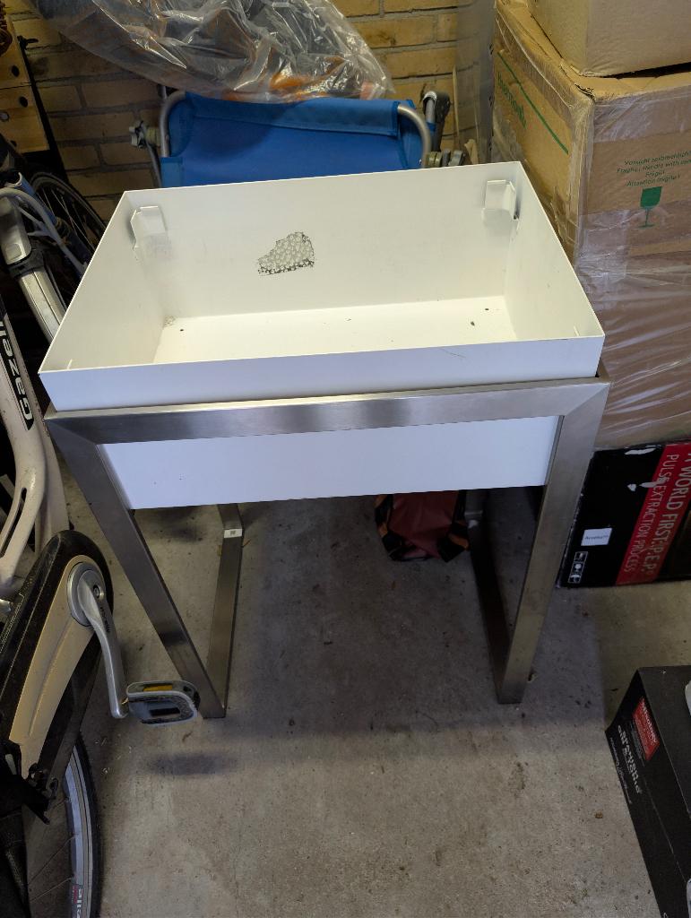 Metalen bakken / houders / bloemschikken / bloempot/ tuinkas, Eenjarig, Bloeit niet, Halfschaduw, Ophalen