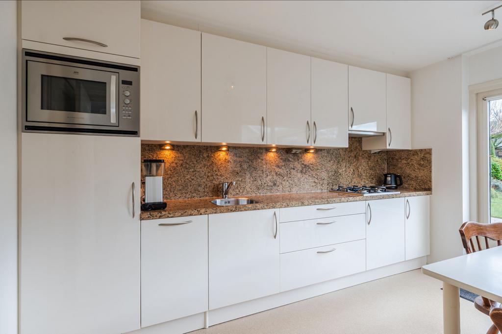 Complete keuken met apparatuur - zelf demonteren, Ophalen, Gebruikt, Wit, Graniet of Steen