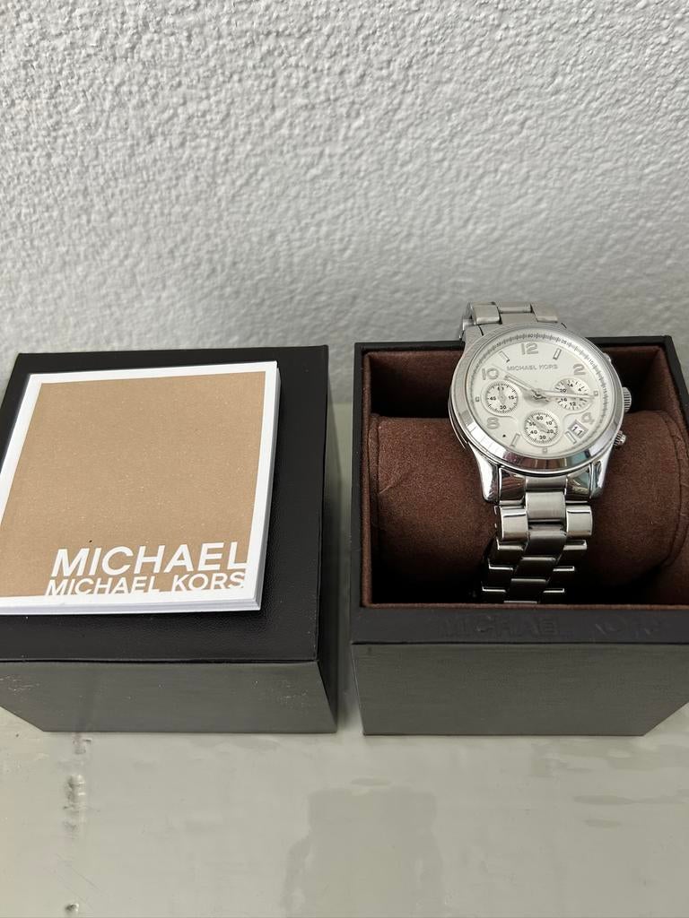 Michael Kors Dameshorloge / Stalen Band, Ophalen of Verzenden, Zo goed als nieuw, Staal, Overige merken