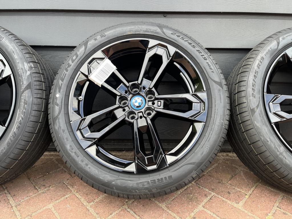 Nieuwe 19 inch BMW Styling 871 voor BMW X1 IX1 U11 X2, 19 inch, 245 mm, BMW Germany, Banden en Velgen