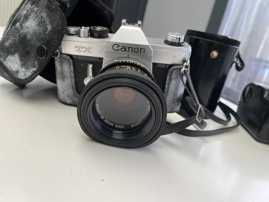 Oude Canon TX spiegelreflexcamera met telelens en flitser, Ophalen, Gebruikt, Spiegelreflex, Canon