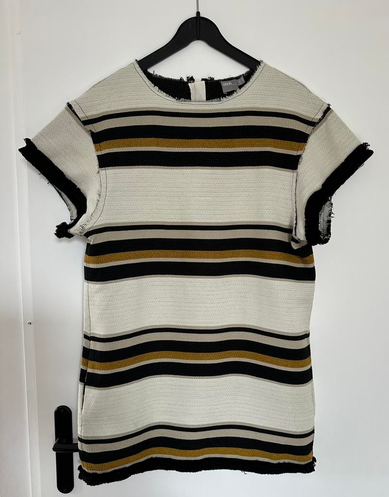 Leuke jurk van Asos maat 38., Kleding | Dames, Ophalen of Verzenden, Zo goed als nieuw, Maat 38/40 (M), Boven de knie