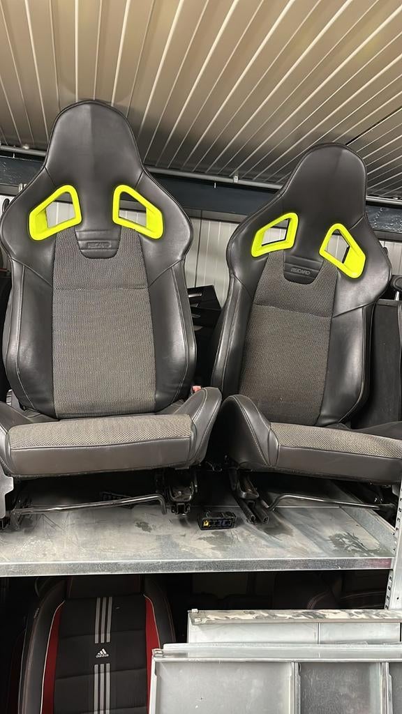 Opel OPC schaal stoelen half leer, Auto-onderdelen, Interieur en Bekleding, Ophalen