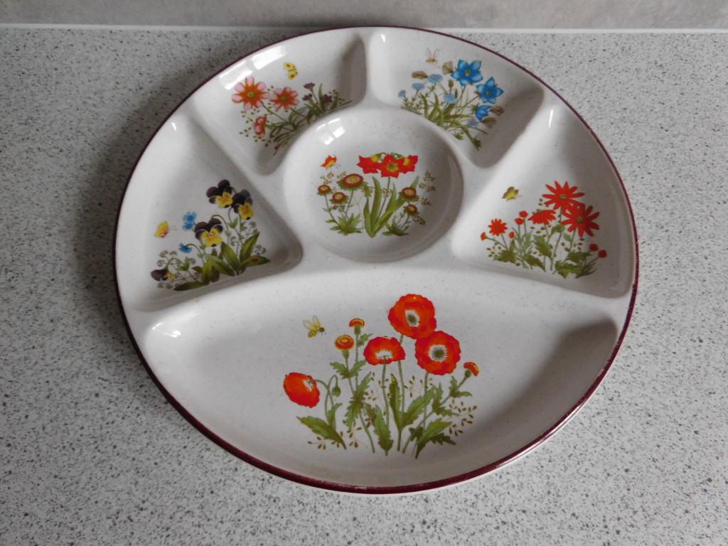 Bord 23 cm. Fondue, Barbeque of Gourmet Wild Flowers, Ophalen of Verzenden, Zo goed als nieuw, Bord(en), Overige stijlen