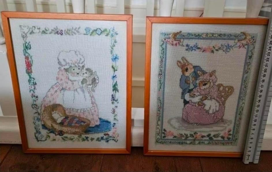 2x Borduur schilderij-vintage-beatrice potter-Verzend ook, Ophalen, Gebruikt, Handborduren, Overige typen