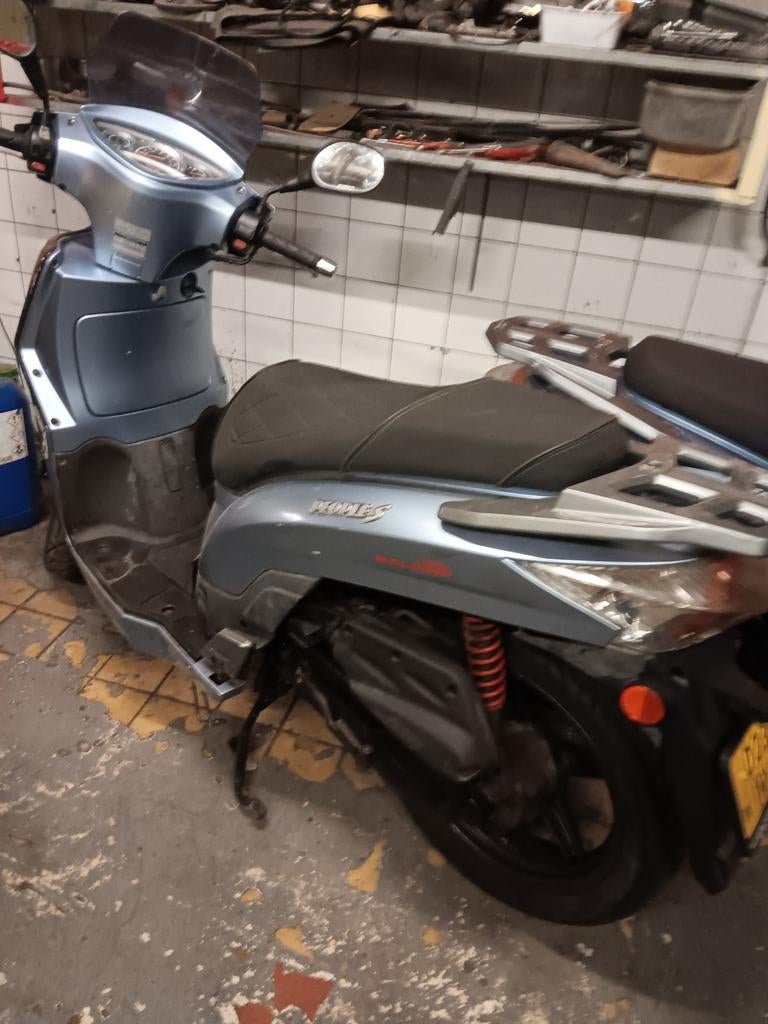 Diverse kymoco People super 8 en agility ond, Ophalen of Verzenden, Gebruikt, Benzine, People S