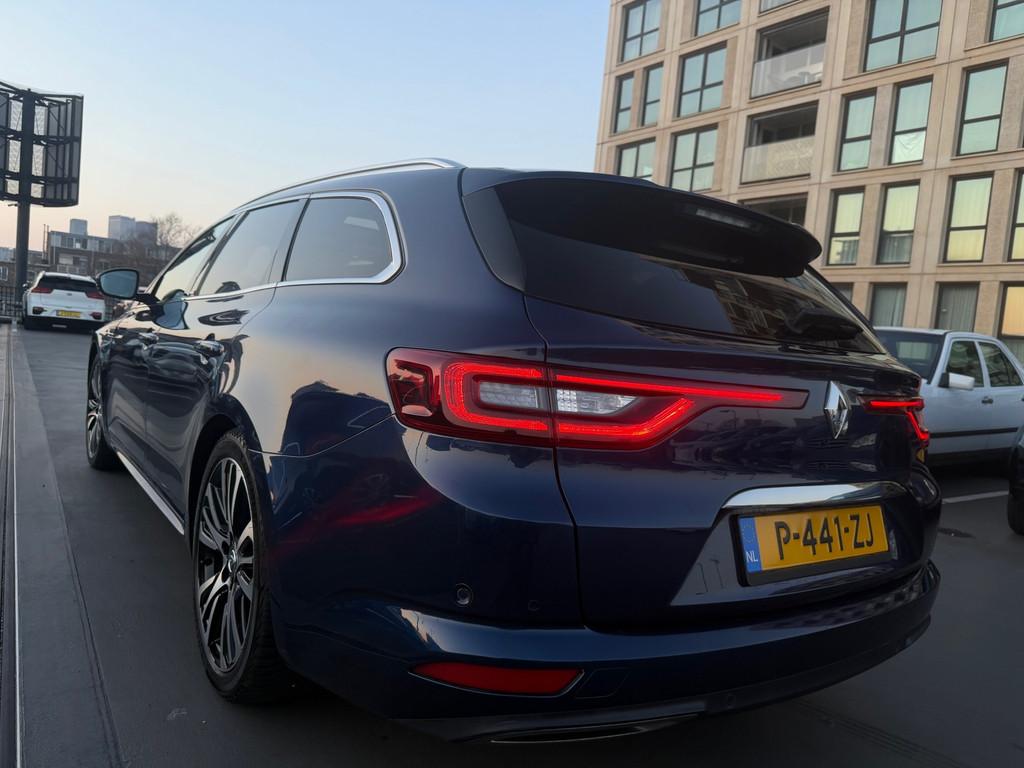 Renault Talisman Estate 1.6 TCe Initiale Paris Vol Option Ad, Auto's, 1618 cc, Gebruikt, 4 cilinders, 1850 kg