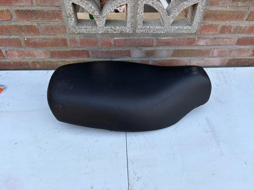 Piaggio SKR zadel, Ophalen of Verzenden, Zadel