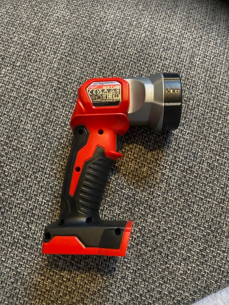 Milwaukee M18 T LED bouwlamp, Ophalen of Verzenden, Gebruikt, Minder dan 50 watt, Lamp