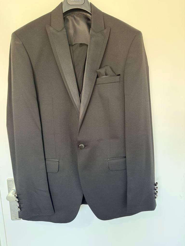 Heel chique zwart 3-delig kostuum, Kleding | Heren, Kostuums en Colberts, Ophalen, Zo goed als nieuw, Maat 46 (S) of kleiner, Zwart