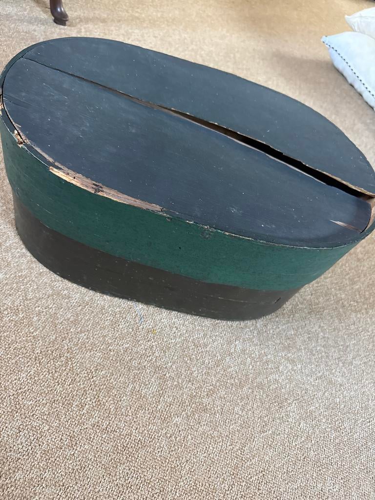Antieke houten hoedendoos, ovaal, groen/zwart, Antiek en Kunst, Ophalen