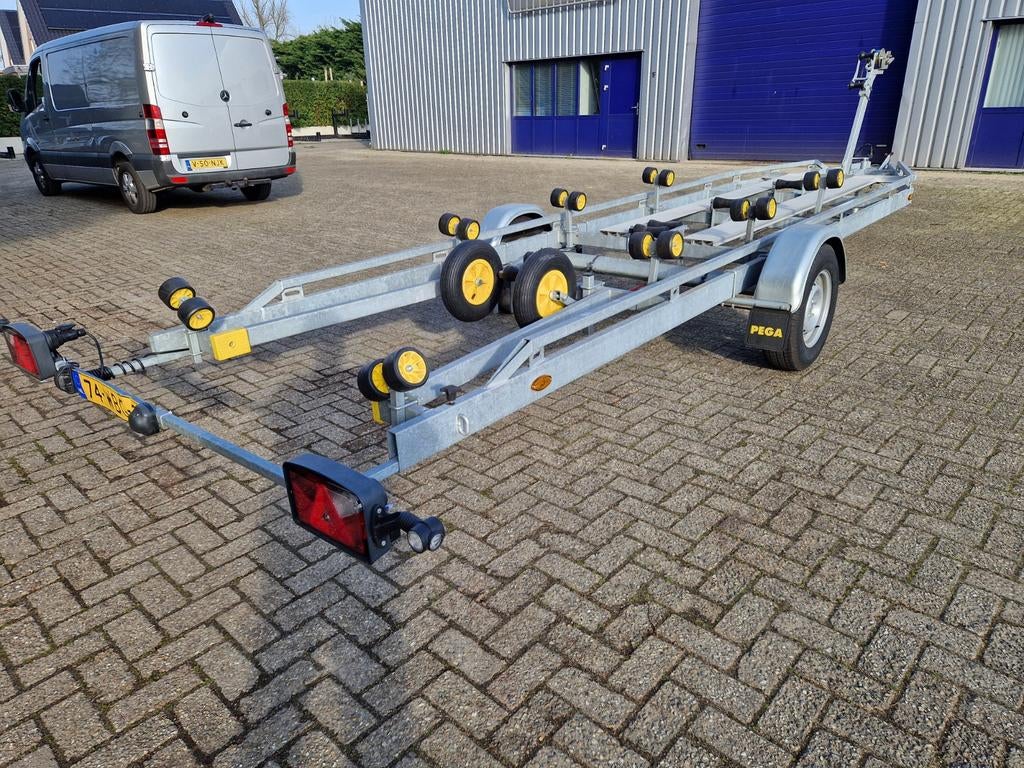 Pega VB 1800/775 Bun uitvoering in absolute nieuwstaat  !!!, Watersport en Boten, Boottrailers, Minder dan 1500 kg, Sloepentrailer