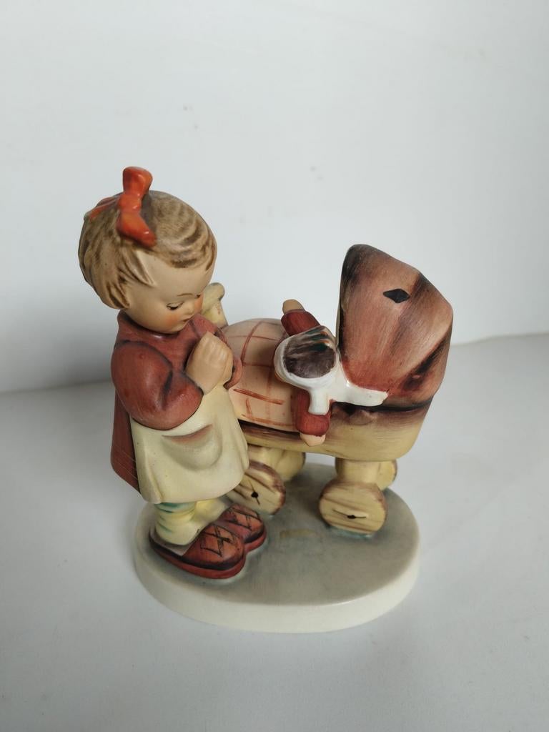 Hummel goebel beeldje 67, Ophalen of Verzenden, Zo goed als nieuw, Hummel