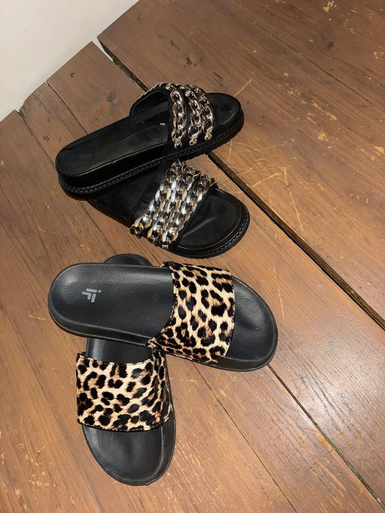 Slipper/badslippers maat 37, Ophalen of Verzenden, Zo goed als nieuw, Meisje, Laarzen