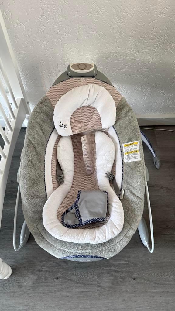 Elektrische wipstoel baby met muziek en trilfunctie, Kinderen en Baby's, Wipstoeltjes, Wipstoel, Ophalen, Overige merken, Met gordel(s) of riempje(s)