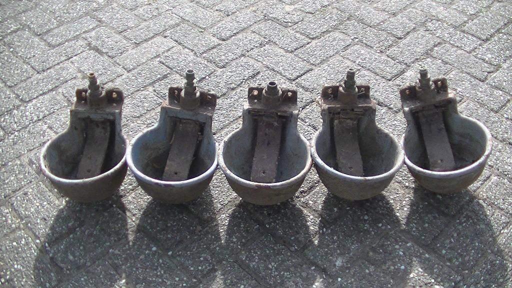 🌈Brouwers drinkbakjes / waterbak / zelfdrinkers 🌈, Dieren en Toebehoren, Ophalen, Gebruikt