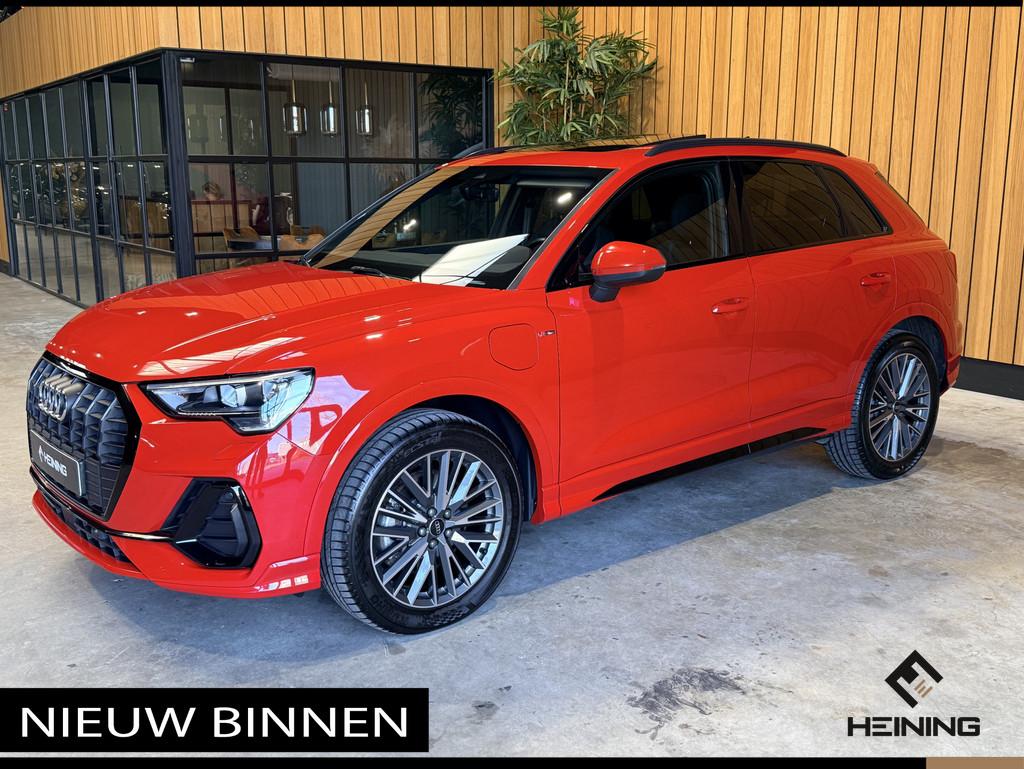 Audi Q3 45 TFSI e S edition. Pano. 2X S-Line. Apple-carplay., Gebruikt, Leder en Stof, 245 pk, Hybride Elektrisch/Benzine