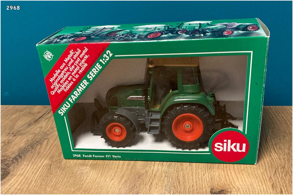Siku 2968 - Fendt 411 Vario Tractor 1:32, Ophalen, Gebruikt