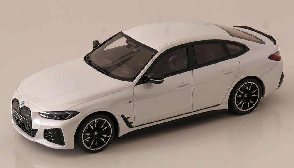 OttoMobile 1:18 BMW i4 M50 2021 wit metallic nieuw, Ophalen of Verzenden, Nieuw, Auto, OttOMobile
