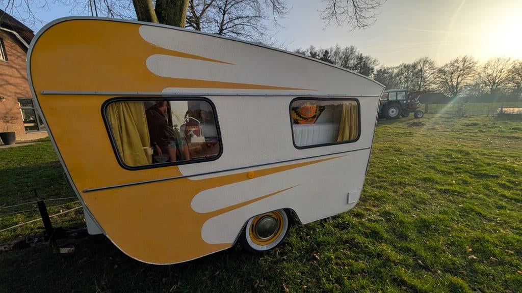 Unieke Otten Speurder Caravan uit 1966 - Blikvanger!, Particulier, 500 - 750 kg, Rondzit