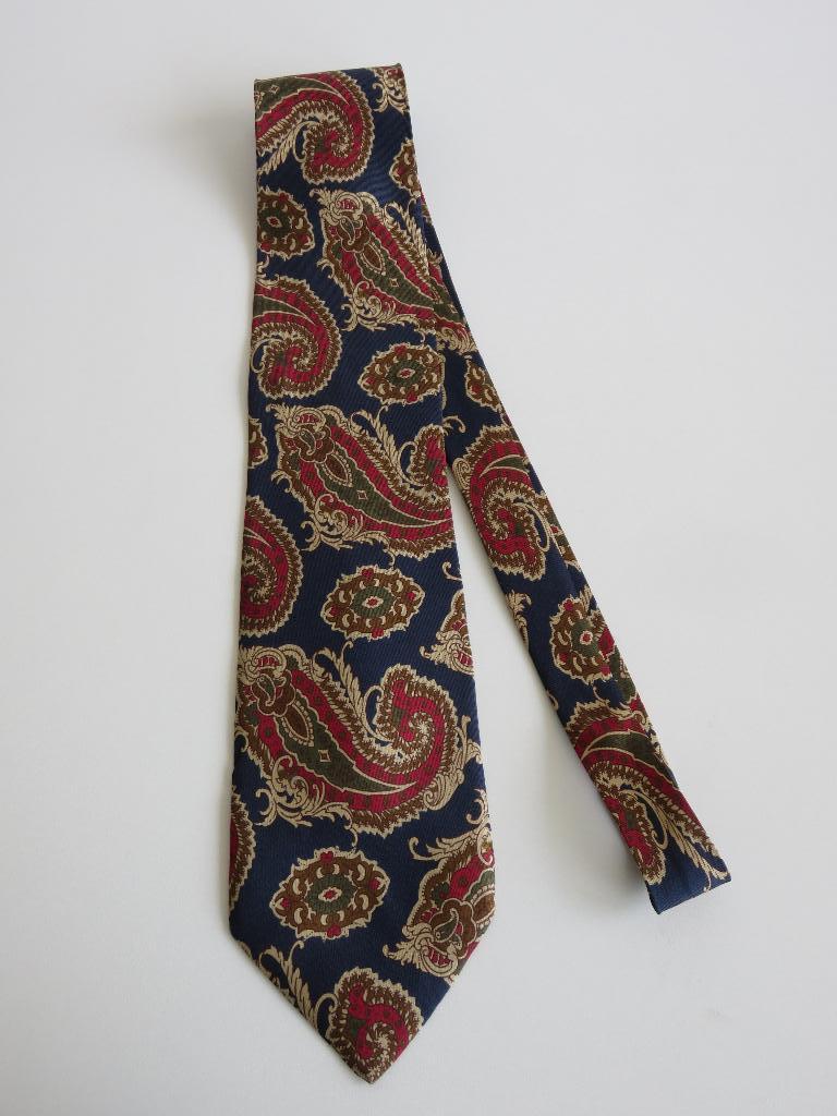 Daniel Hechter Paris stropdas donkerblauw met grote paisley, Blauw, Ophalen of Verzenden, Met patroon, Gedragen