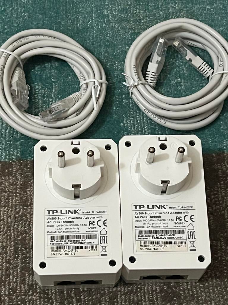 TP-Link AV500 Powerline Adapter met Pass Through (2 stuks), Computers en Software, Ophalen of Verzenden, Zo goed als nieuw