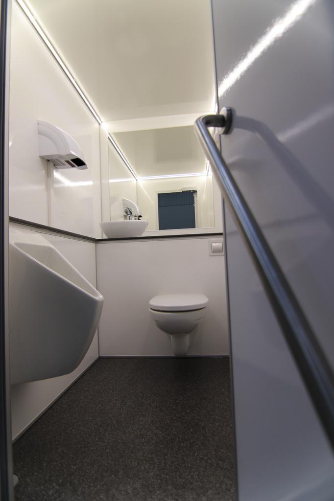 VIP Toiletwagen 1+1+1 | 2 Toiletten + Urinoir | Vermalers, Ophalen of Verzenden, Niet ingevuld, Niet ingevuld, Niet ingevuld