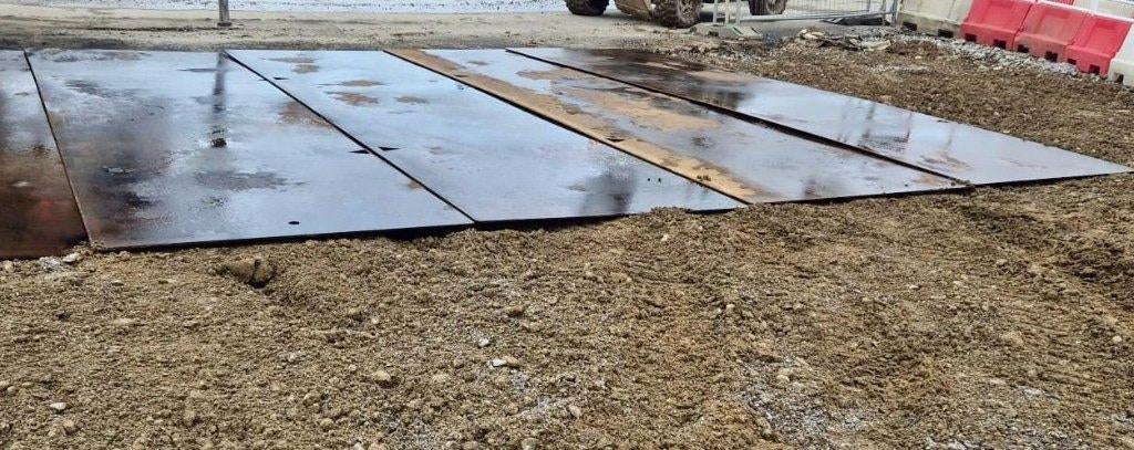 Ijzer rijplaten 1.50 x 5meter  1cm dik 30 stuks, Doe-het-zelf en Verbouw, Platen en Panelen, Ophalen of Verzenden, Zo goed als nieuw