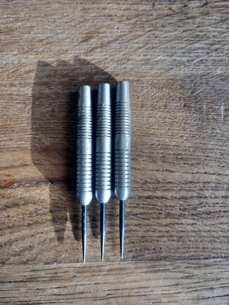 Oude dart pijlen, Ophalen of Verzenden