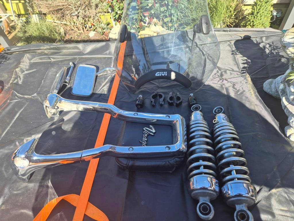 Yamaha Virago XV750  spiegels en schokdempers, Motoren, Ophalen of Verzenden, Gebruikt