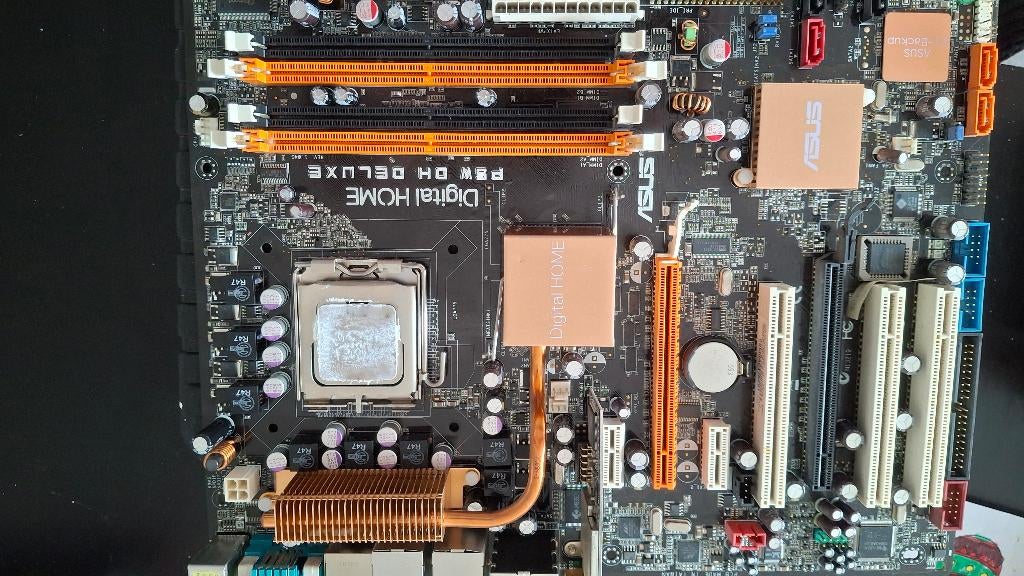 Moederbord ASUS PC2, Computers en Software, Moederborden, Ophalen of Verzenden, Gebruikt, Intel, DDR2