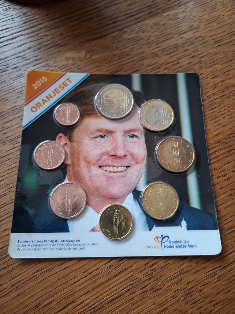Oranje euromunten set 2015, Ophalen of Verzenden, Vóór koninkrijk, Euro's, Setje