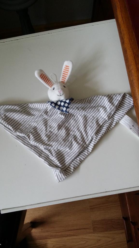 Ikea konijn leka wit gestreepte doek sjaaltje blauw gestipt, Kinderen en Baby's, Speelgoed | Knuffels en Pluche, Ophalen of Verzenden