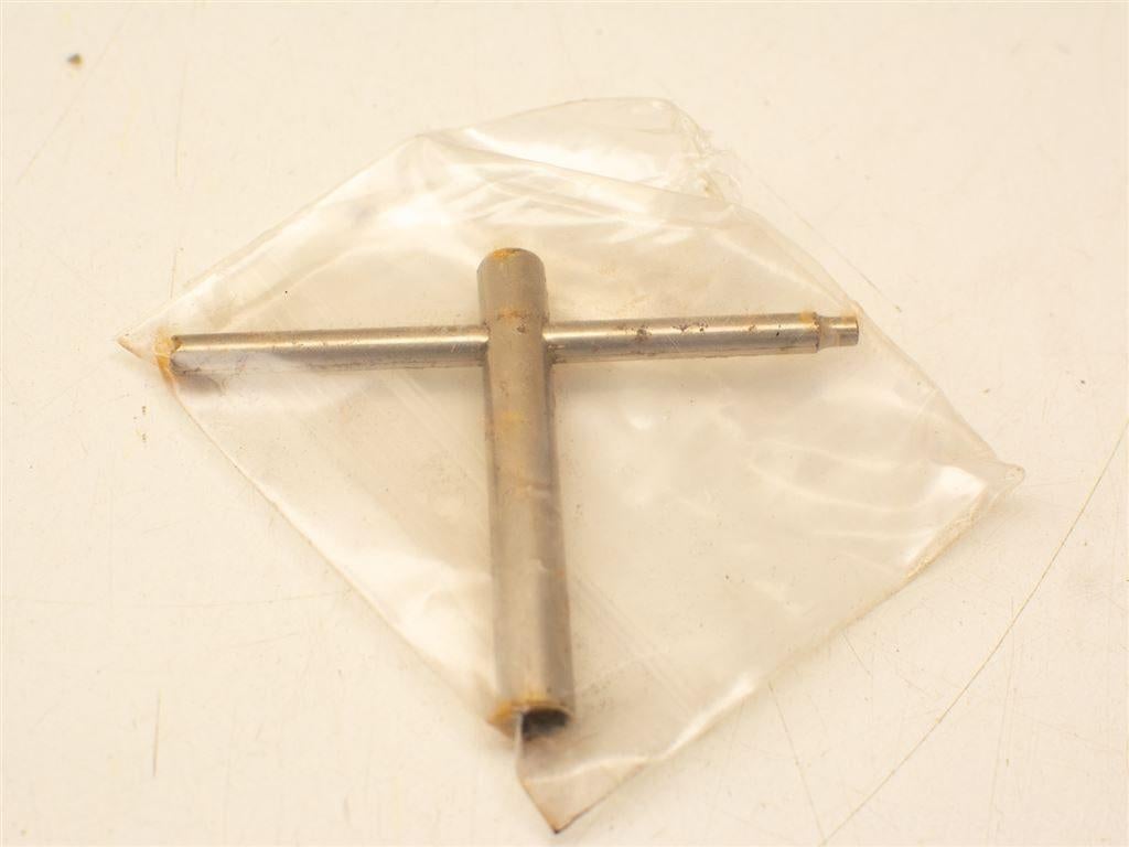 Benzing duivenklok 36928, Meerdere dieren, Postduif