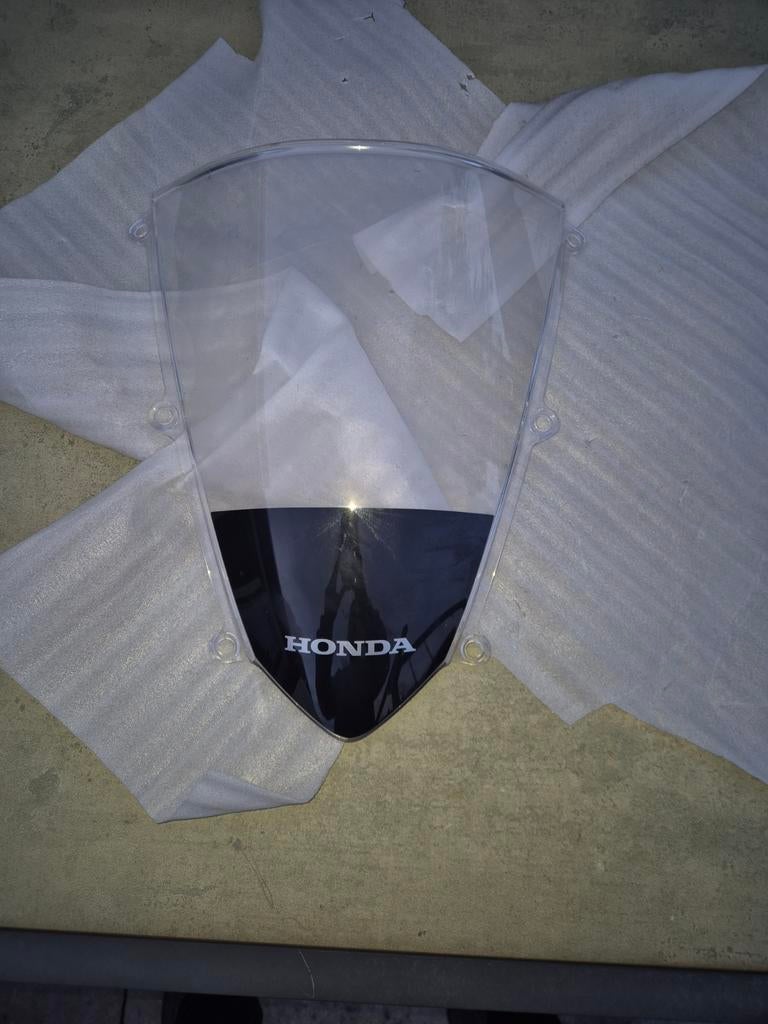 Kuipraampje Honda CBR 600 RR 2007, Ophalen