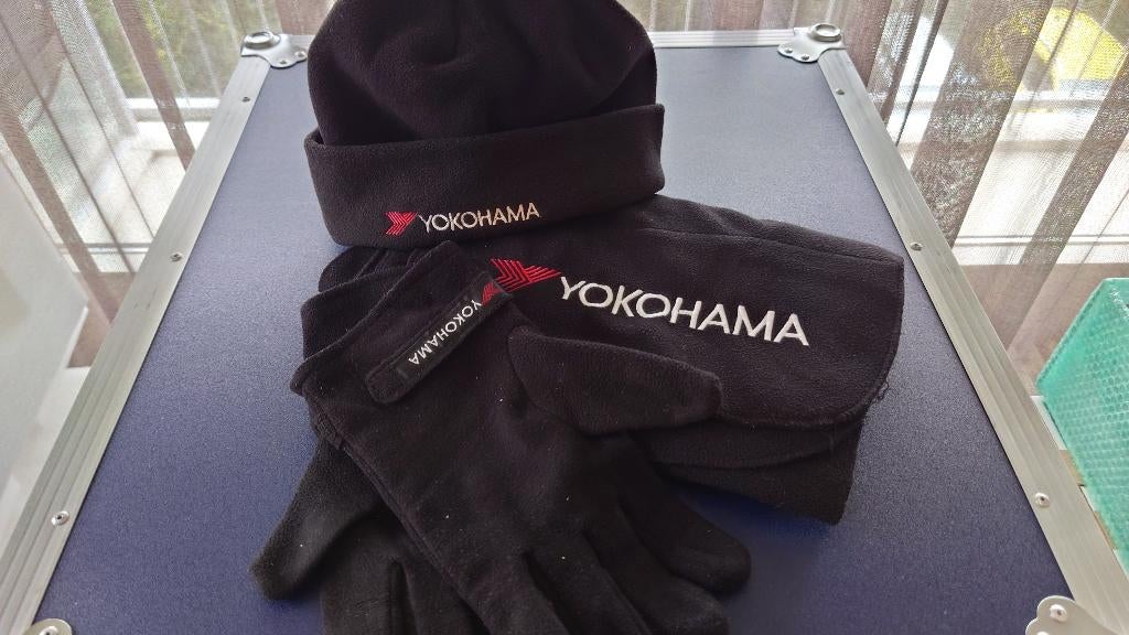 Yokohama Winter set, Overige maten, Ophalen of Verzenden, Sjaal, Gedragen